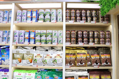 南國食品?？诿捞m機(jī)場特產(chǎn)直營店開業(yè)啦