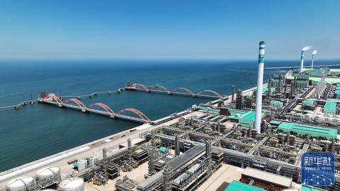 新時(shí)代中國(guó)調(diào)研行之看區(qū)域·東北篇 | 大連石化產(chǎn)業(yè) “減油增化”戰(zhàn)略下的新動(dòng)能再造之路
